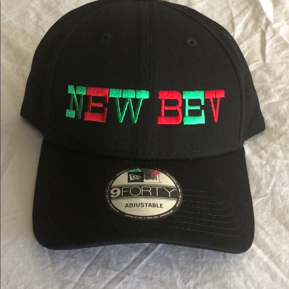 NWT New era 9Forty Commemorative NEW BEV dad hat